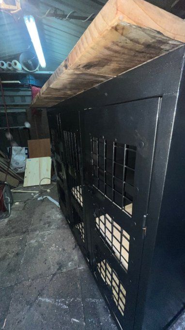 Buffet métallique mange debout 